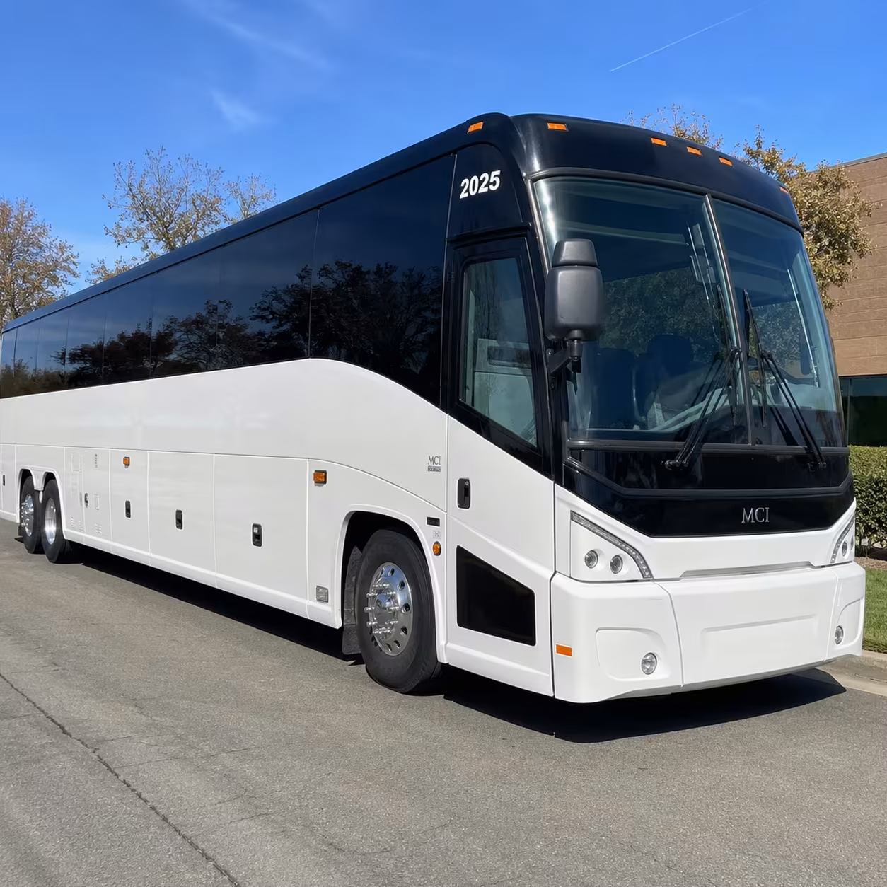 convention center shuttle buses in new orleans