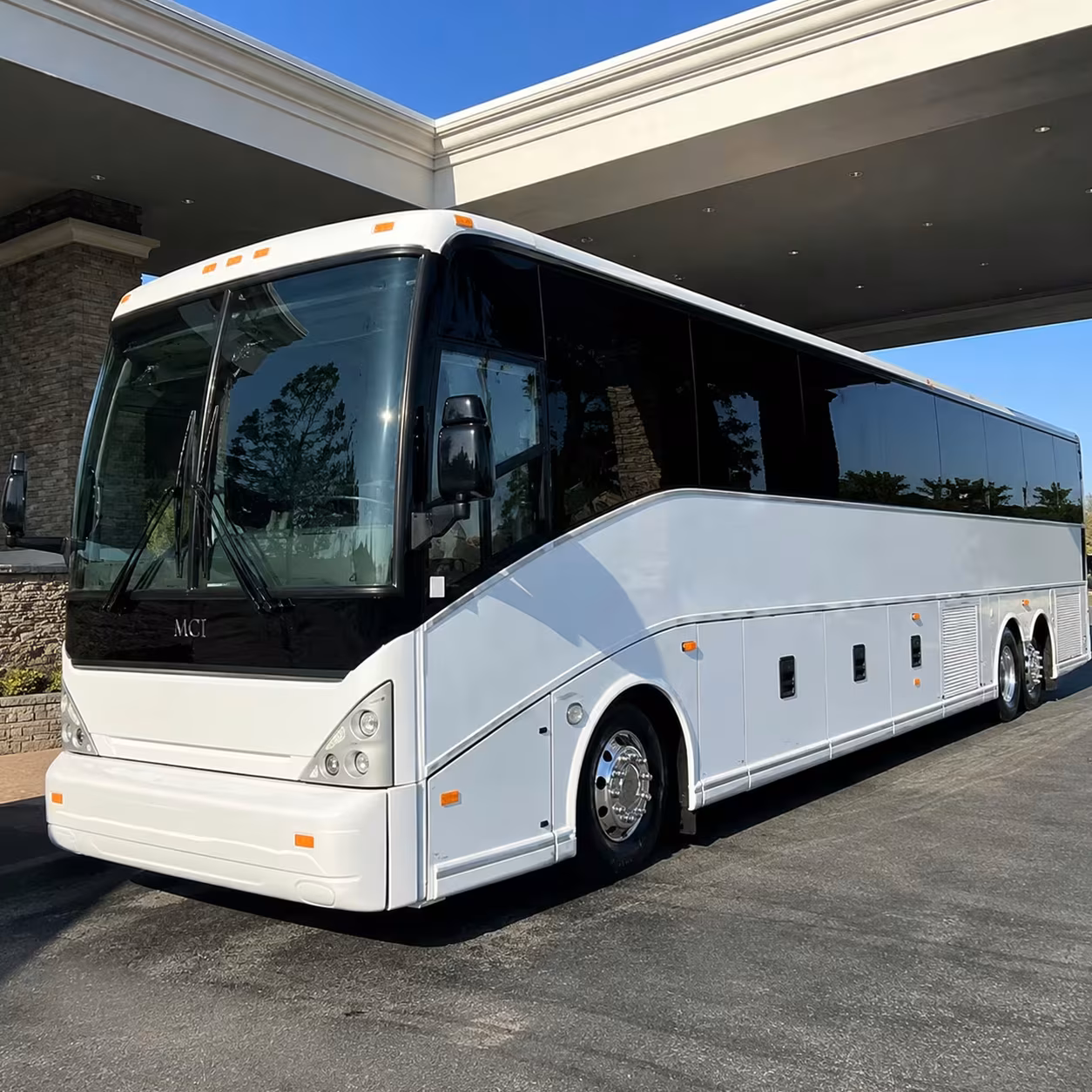 corporate and employee airport transportation in new orleans