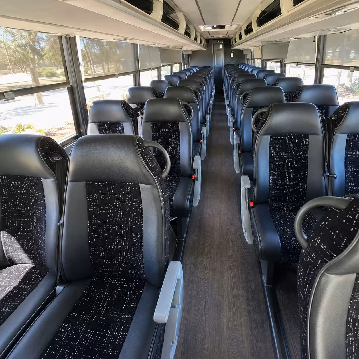 corporate event and convention charter buses in new orleans