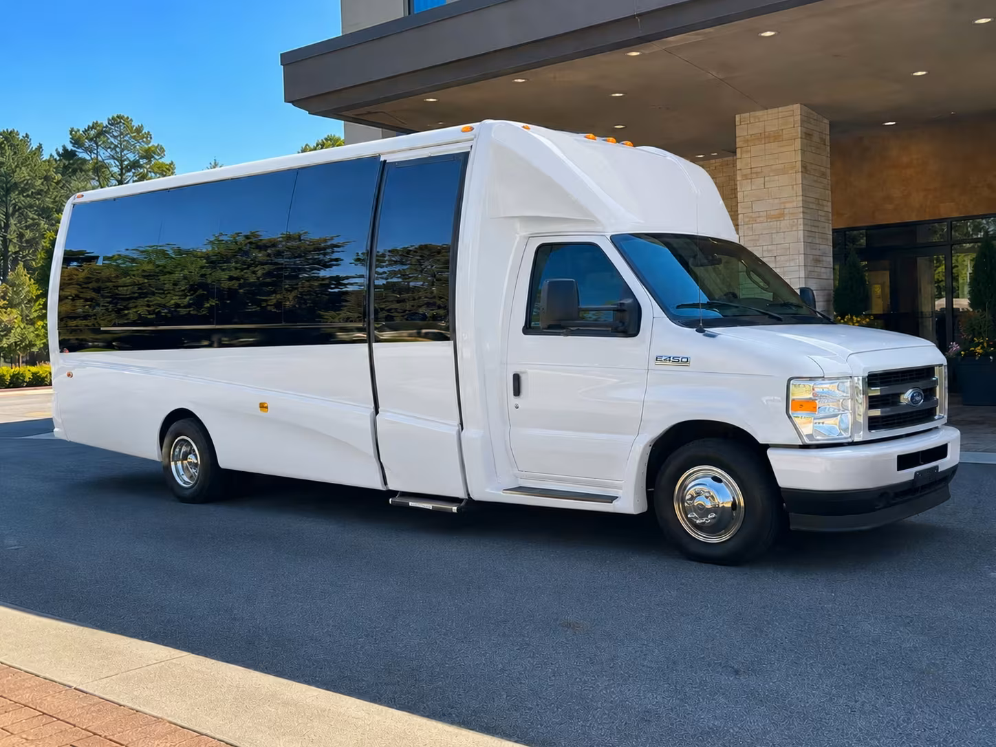 new orleans bus rentals for school field trips