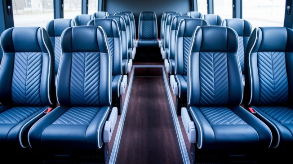 new orleans 15 passenger minibus rental